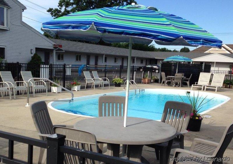 Ludlow Wilbraham Inn מראה חיצוני תמונה