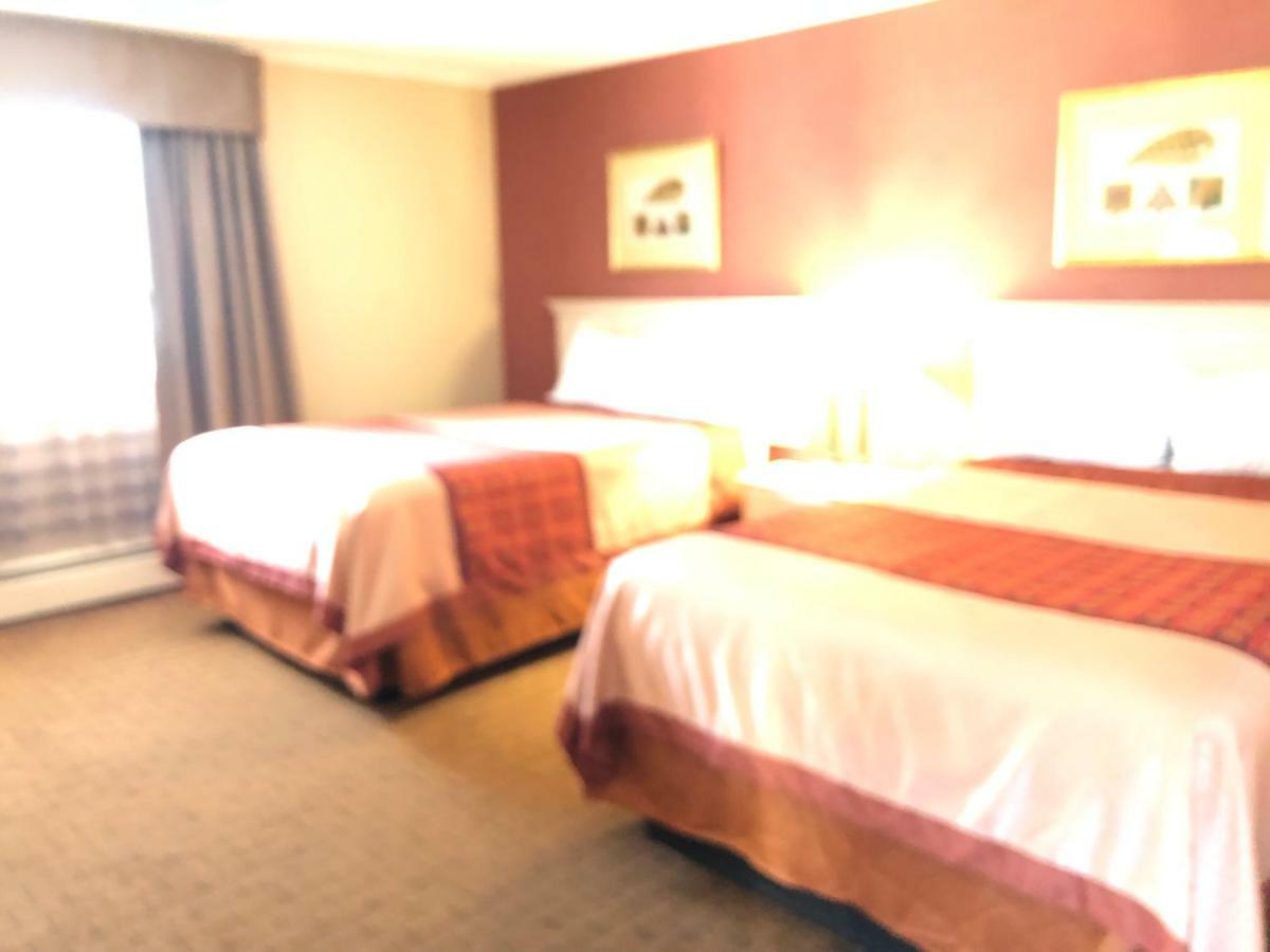 Ludlow Wilbraham Inn מראה חיצוני תמונה